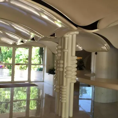 Apartment Sea View Flat - Pool, Terrace, Parking By Guestready